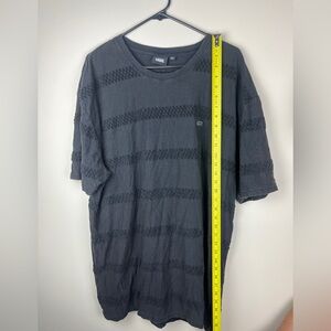 Vans Men's Black Textured Stripe Short Sleeve Tee
